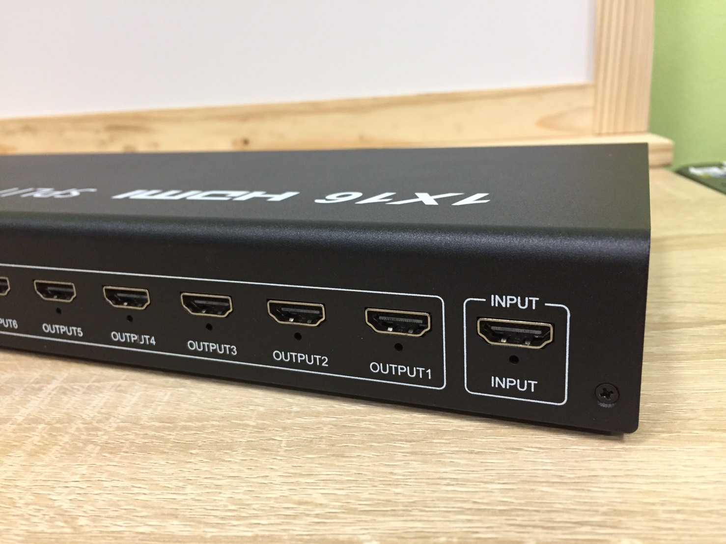 HDMI Splitter 1X16 port