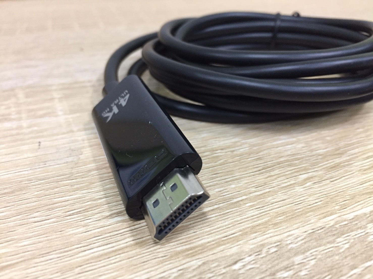 Type-C to HDMI 1.8M Type-C to HDMI 1.8M