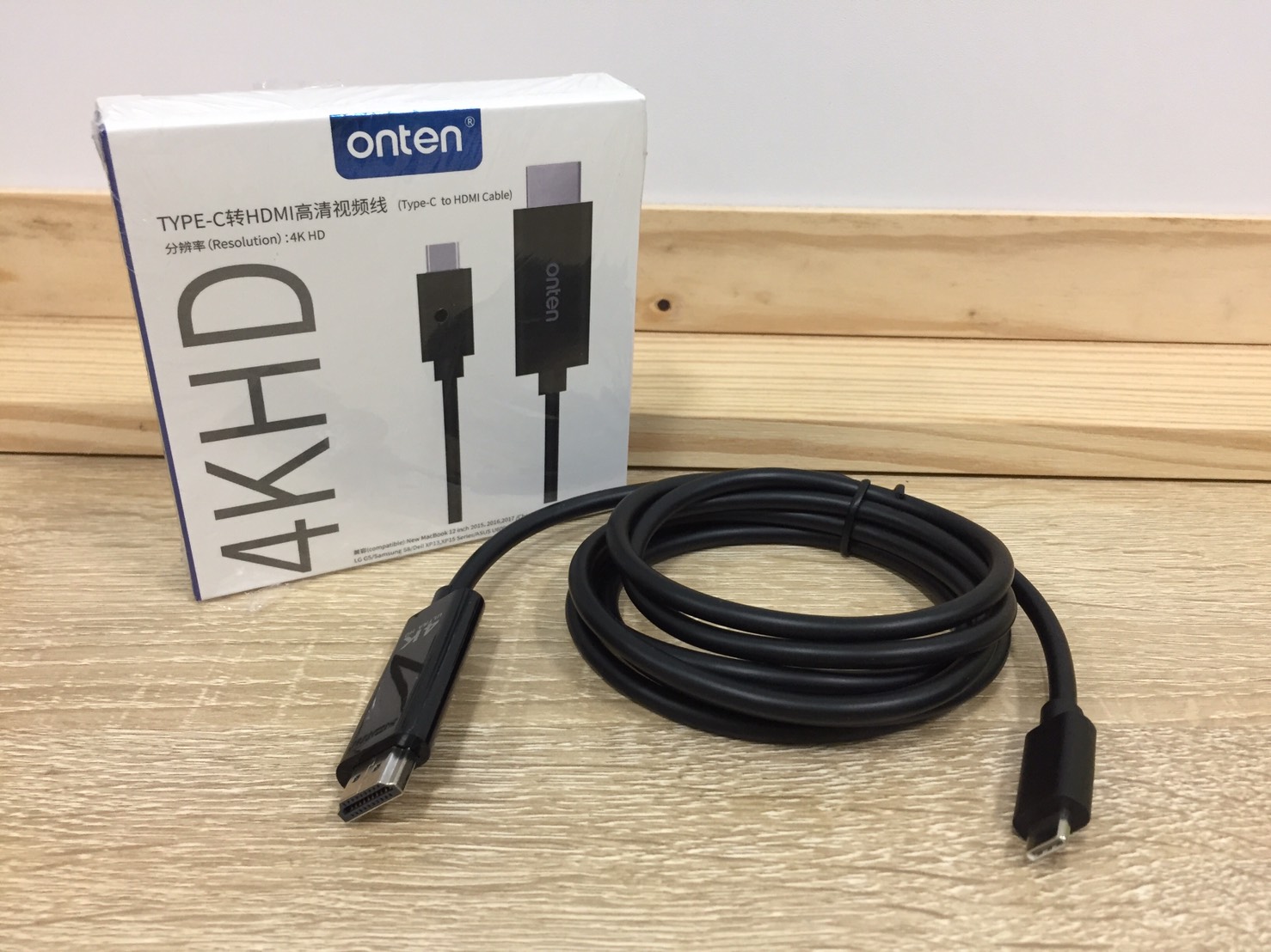 Type-C to HDMI 1.8M Type-C to HDMI 1.8M
