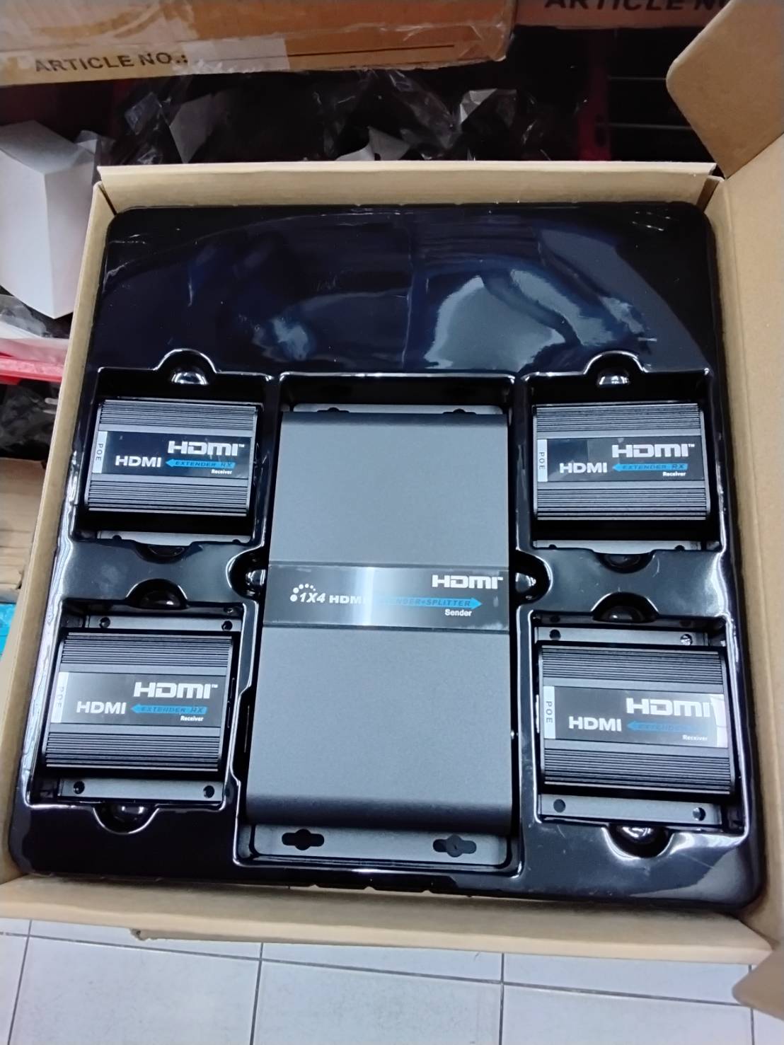 1×4 HDMI Extender Splitter HDMI source to 4 HDMI Displays Over Network 40 เมตร